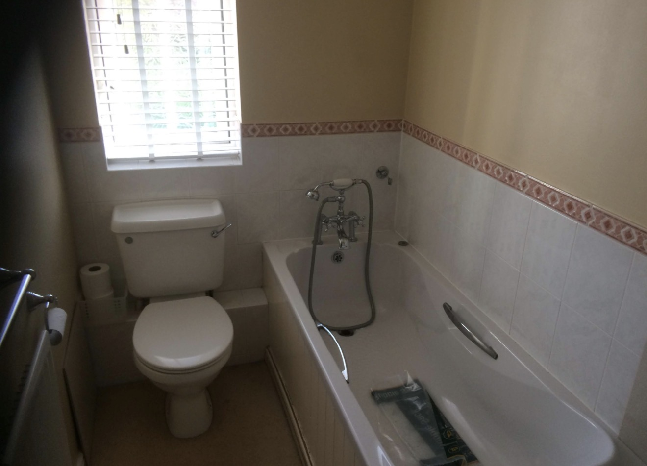 Bathroom before refurbishment